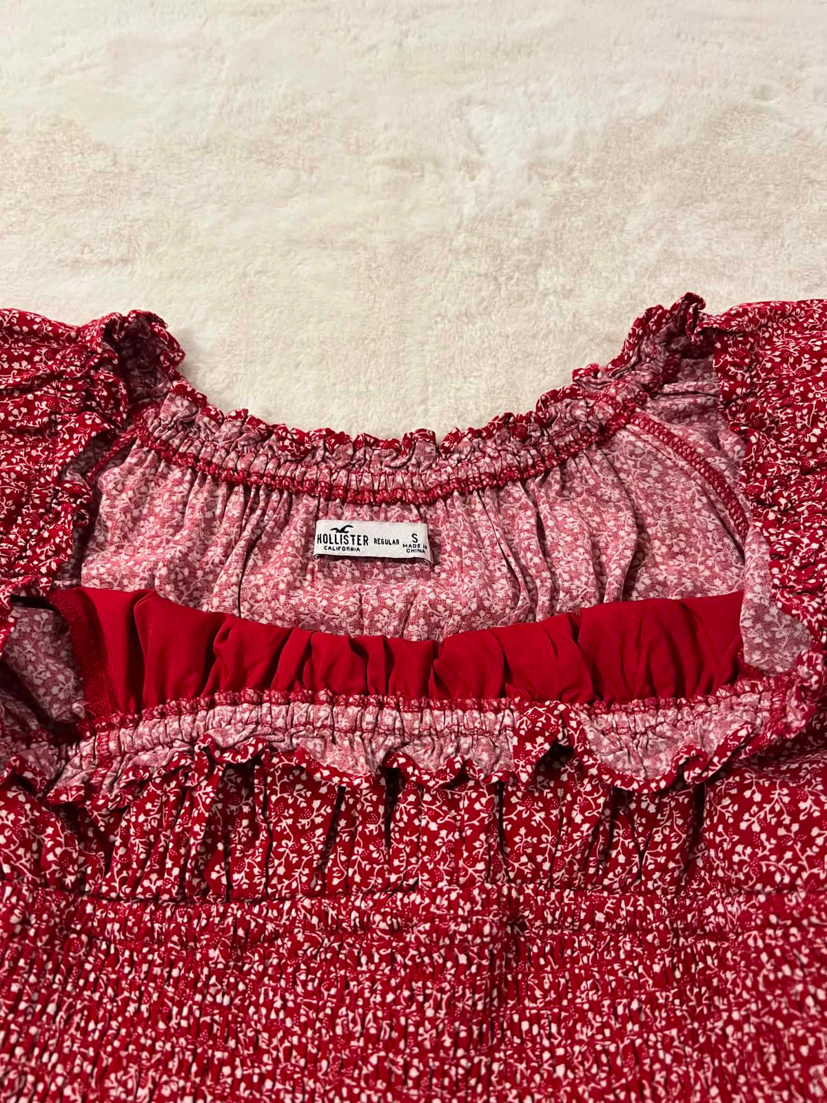 Hollister Long Sleeve Romper Size Small Height 29 Inches