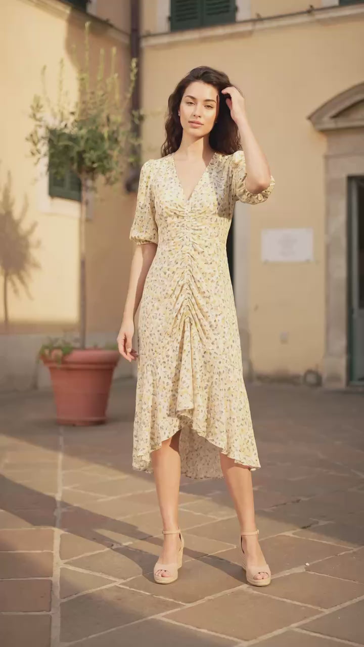 Goelia Pleated Fishtail Floral Midi Printed Dress. Good as new. Size Small